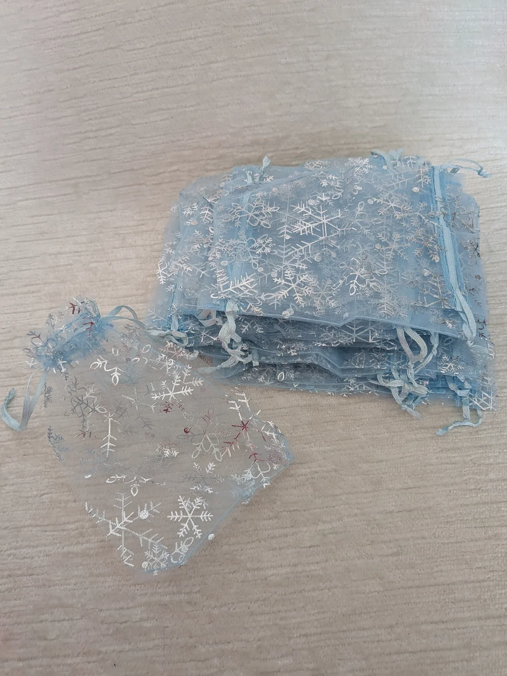 Light Blue Sheer Organza Drawstring Bags 25 Pack Silver Snowflake Print